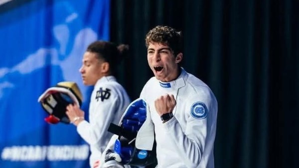 يوسف شامل يتأهل لنصف نهائي بطولة العالم للناشئين والشباب للسلاح بالبرازيل