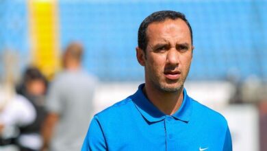 أحمد عبدالعزيز يجدد تعاقده مع سموحة لموسم جديد