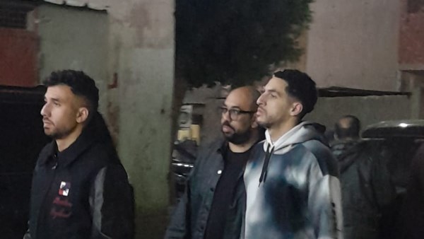 حسين الشحات يتلقى عزاء والد زوجته.. صور