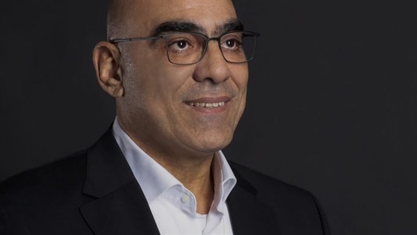 هشام نصر يتبني مشروعا استثماريا جديدا للزمالك.. وارتياح بعد الاقبال علي "الابليكشن"