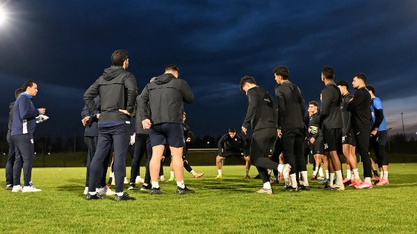 لقطات من مران الزمالك استعدادا لمواجهة شباب بلوزداد.. صور