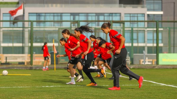 انطلاق معسكر منتخب مصر للكرة النسائية استعدادًا لوديتى السعودية