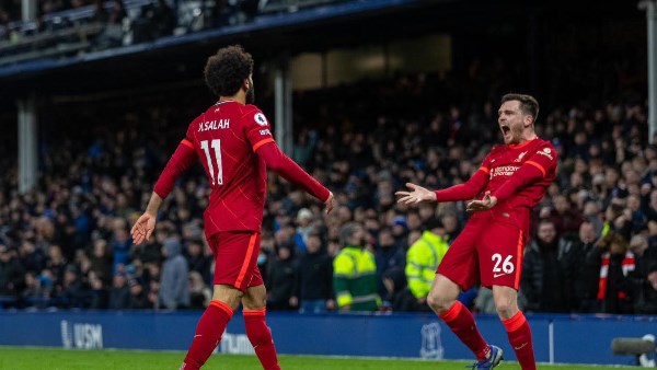 محمد صلاح يودع روبرتسون بعد إعلان رحيله عن ليفربول