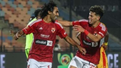 إمام عاشور وحسين الشحات يقتربان من البقاء في الأهلي