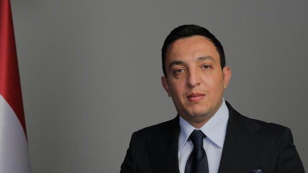 مصطفى أبو زهرة يرد على الجدل: لا ألتفت للشائعات.. وكل شيء عند ربنا.. خاص