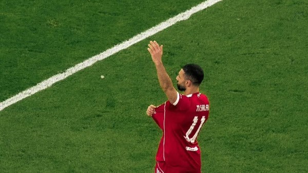 ماذا يخبئ محمد صلاح؟.. رسالة غامضة تربك حسابات ليفربول