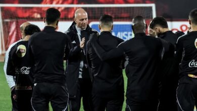 الأهلي يصل استاد القاهرة استعدادا لمواجهة سموحة بالدوري