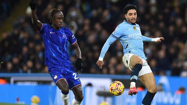 مواجهة المليارات.. نجوم تشيلسي ومانشستر سيتي يشعلون القمة