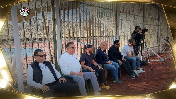 جهاز منتخب 2007 يراقب ديربي الأهلي والزمالك.. شيتوس يبحث عن مواهب المستقبل