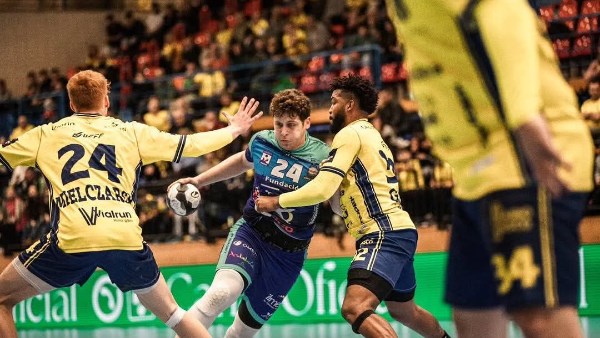 إصابة يوسف لؤلؤ نجم بيونتي جينيل الإسباني