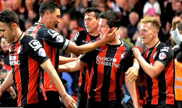 نهاية حقبة إيراولا .. بورنموث يعلن رحيل مدربه بنهاية الموسم