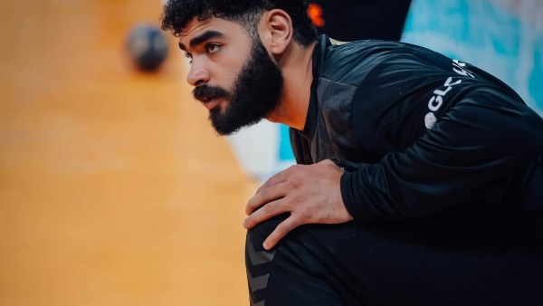 طبيب الأهلي يكشف تفاصيل إصابة حميد