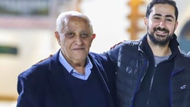 نجل حسن المستكاوي يوجه رسالة مؤثرة لوالدة: لمنا حواليك تاني