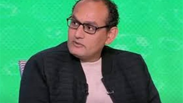 عامر العمايرة يفجر مفاجأة بشأن طلب بيراميدز حكاما أجانب أمام الزمالك