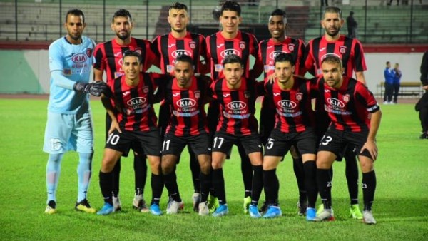 مهمة صعبة لاتحاد الجزائر في المغرب بنصف نهائي الكونفدرالية