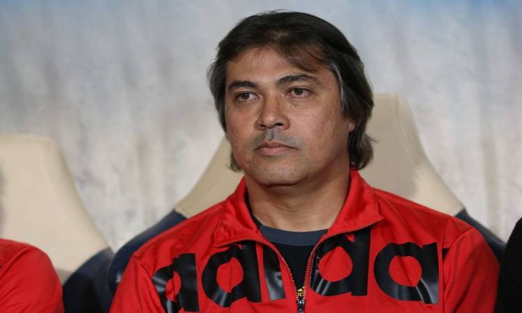 أشرف قاسم: أرفض نزول أي عضو من مجلس إدارة الأندية إلى أرض الملعب