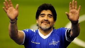 طبيب ماردونا يكسر حاجز الصمت: انا برئ من قتل النجم العالمي