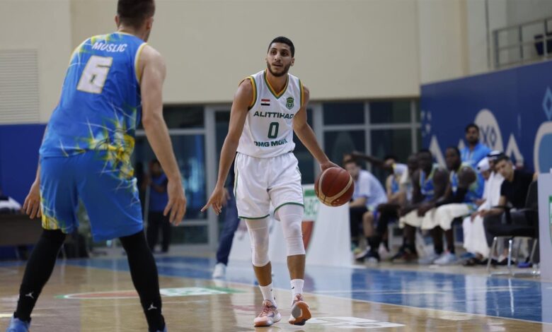 الاتحاد السكندري يقيل مدربه الإسباني أوسكار عقب وداع كأس مصر للسلة