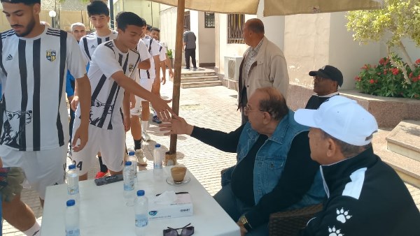 محمد عادل فتحي يحفز لاعبي المقاولون 2007 قبل نهائي الجمهورية