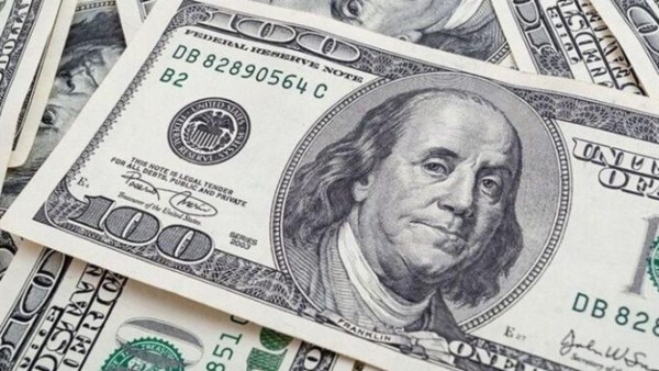 أسعار الدولار اليوم الأحد 19 أبريل في مصر.. استقرار بالبنوك وأعلى سعر يسجل 51.8 جنيه