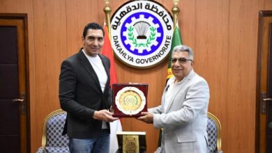 وزير الشباب يستعرض مع محافظ الدقهلية اطر تعزيز الاستثمار الرياضى