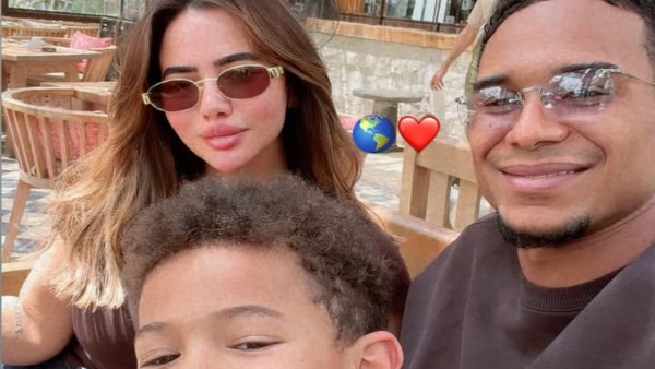 رفقة عائلته.. سيف الدين الجزيري ينشر صورا عبر إنستجرام