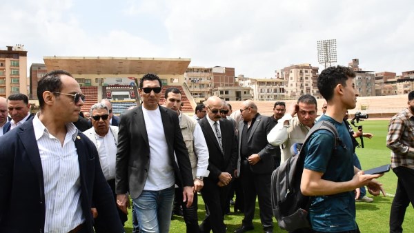 وزير الرياضة ومحافظ الدقهلية يتفقدان ستاد المنصورة ويتابعان تطوير نزل الشباب
