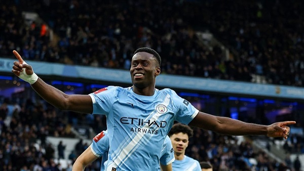 تشكيل مانشستر سيتي أمام أرسنال في البريميرليج.. موقف مرموش