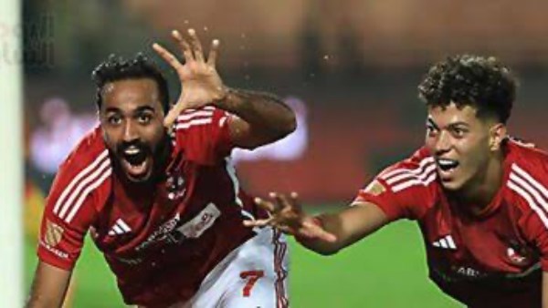 كهربا وإمام عاشور.. فرج عامر يفتح ملف المقارنة بين الثنائي