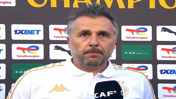 عقوبات محتملة.. كاف يفتح تحقيقا في تصريحات مدرب الترجي بعد مواجهة صن داونز