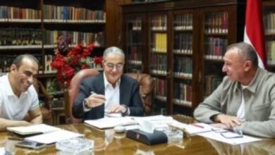 جلسة بين الخطيب وياسين منصور وسيد عبد الحفيظ لمناقشة ملف الكرة بالأهلي