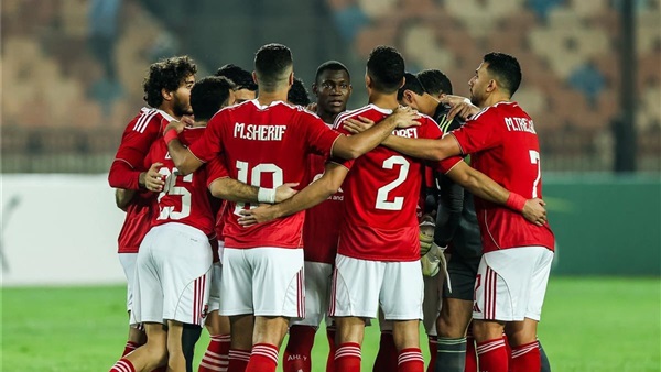 قرار عاجل لرحيل ثنائي الأهلي الكبير إلى الخليج وإسبانيا