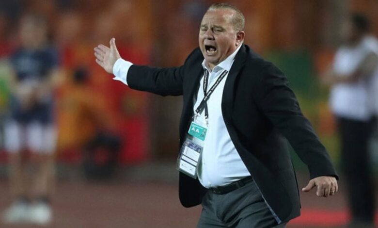 الأبيض الأقرب للفوز.. شوقي غريب يتحدث عن مباراة الزمالك وبيراميدز