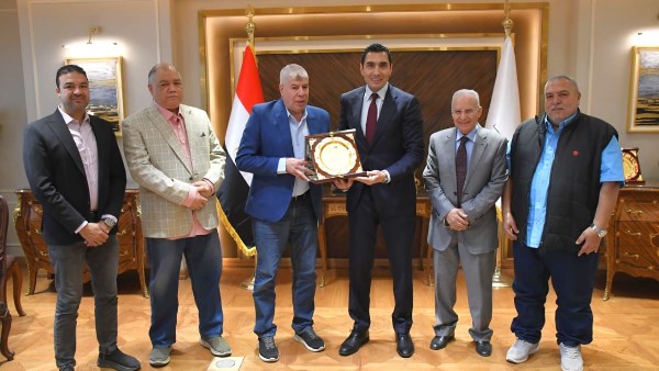 وزير الرياضة: تقديم الدعم الكامل لنجوم المنتخبات المصرية واللاعبين القدامى