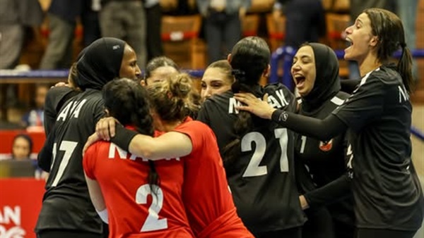 الأهلي يتوج ببطولة أفريقيا لسيدات الطائرة بعد هزيمة البنك الكيني