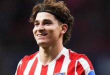 زلزال في سوق الانتقالات الصيفية.. ألفاريز يشعل الجدل بين برشلونة وأتلتيكو