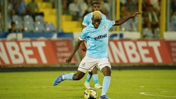 الأهلي يتحرك في صمت.. تطورات ضم أكينتولا مجانا في الصيف