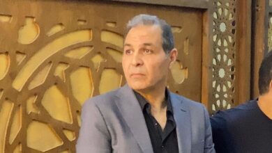 تامر عبدالحميد يستقبل واجب العزاء في والده ..صور