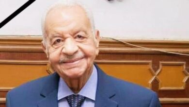 حسام حسن مدرب منتخب مصر ينعى والد مصطفى رئيس الوزراء