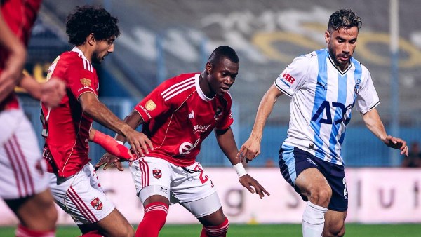 تعثر جديد بالقمة الأولى .. ثلاثية بيراميدز تضع الأهلي في مطب متحجّر بالدوري
