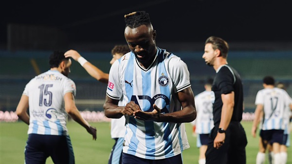 عاجل| الأهلي يخسر (3-0) أمام بيراميدز