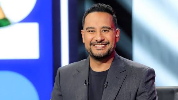 كريم رمزي يفتح ملف رحيل كولر من الأهلي.. ظلم واضح بعد مسيرة ناجحة