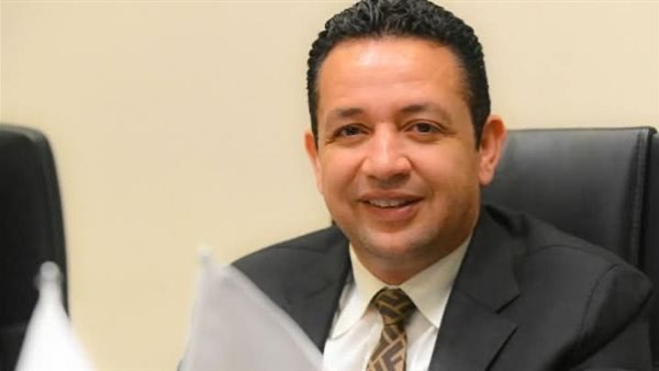 رئيس نادي الاتحاد: لا توجد نية أو مفاوضات لاستعارة أحمد عيد من الأهلي