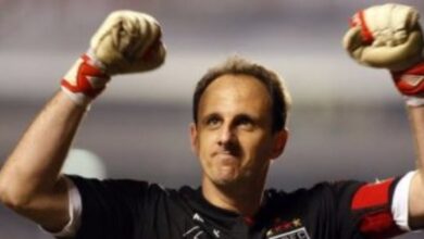 قصة الحارس الهداف.. رحلة روجيريو سيني الاستثنائية وأرقام تاريخية لاتنسى