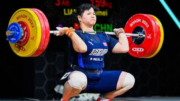 رئيس الاتحاد الدولي لرفع الأثقال يصل القاهرة اليوم لحضور مونديال الإسماعيلية