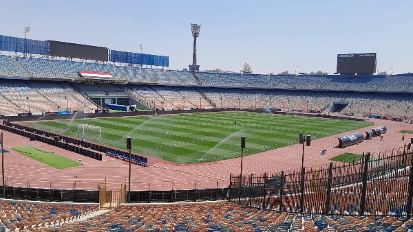 الأهلي والزمالك.. لقطات من استاد القاهرة قبل مباراة القمة اليوم