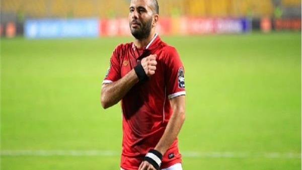 نجم الأهلي يدافع عن أسطورة الزمالك.. ماذا قال؟