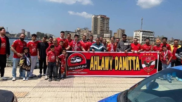 جماهير الأهلي والزمالك تزحف نحو استاد القاهرة