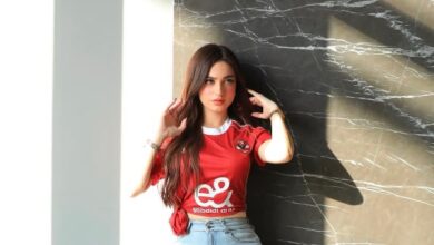 بعد ثلاثية الأهلي.. ياسمين عز تسخر : كان في بطيخة ما خدتش بالي منها