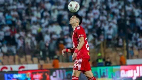 بـ ثلاثية .. إمام عاشور يحتفل بفوز النادي الأهلي على الزمالك